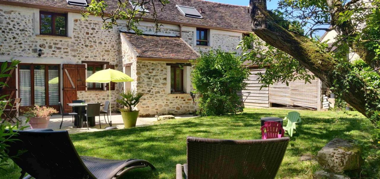 艾斯卡勒巴拉尔公寓 Fontenay-les-Briis 外观 照片